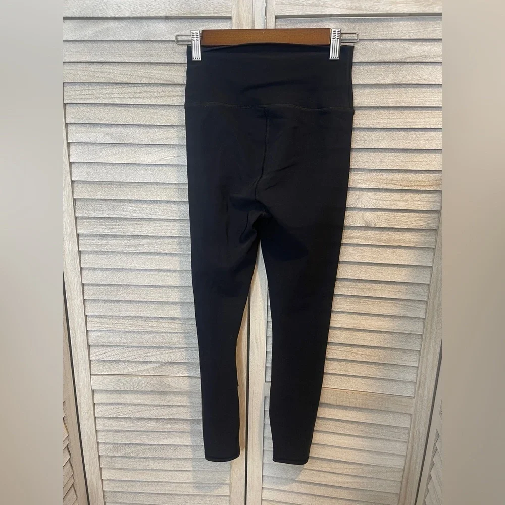 Alo Yoga Warrior Ripped Cut Slit Leggings Size S